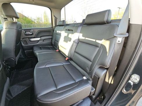 Used 2018 Chevrolet Silverado 1500 LT w/ All Star Edition image 22