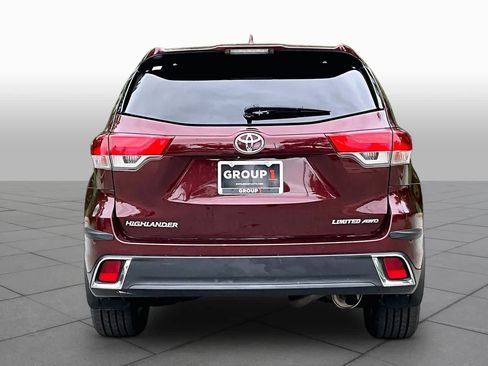 Used 2019 Toyota Highlander Limited Platinum AWD/4WD image 5