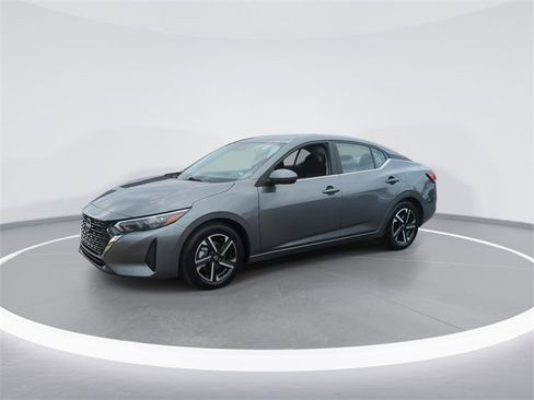 Used 2024 Nissan Sentra SV image 4