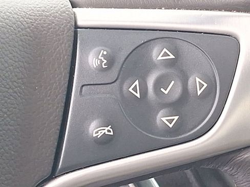 Used 2018 GMC Sierra 1500 SLT w/ SLT Premium Package image 31