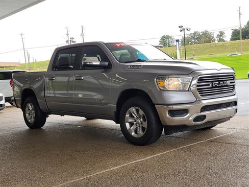 Used 2024 RAM 1500 Laramie image 4