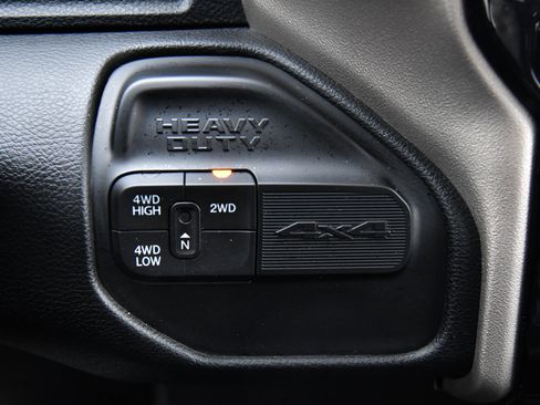 Used 2024 RAM 2500 Laramie image 36