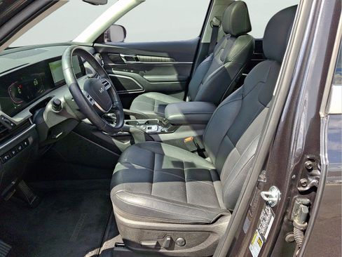 Used 2025 Kia Telluride EX FWD image 13