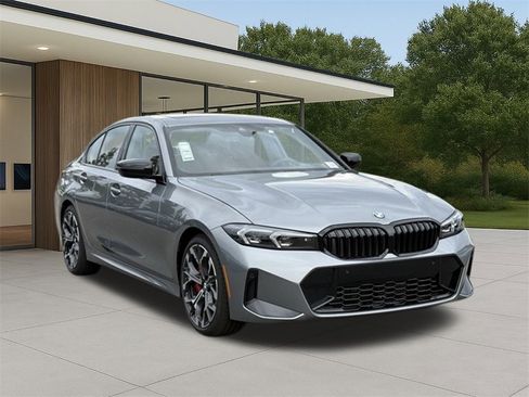 New 2026 BMW 330i Sedan w/ M Sport Package image 6