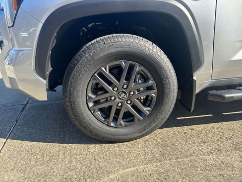 Used 2025 Toyota Tundra SR5 image 29