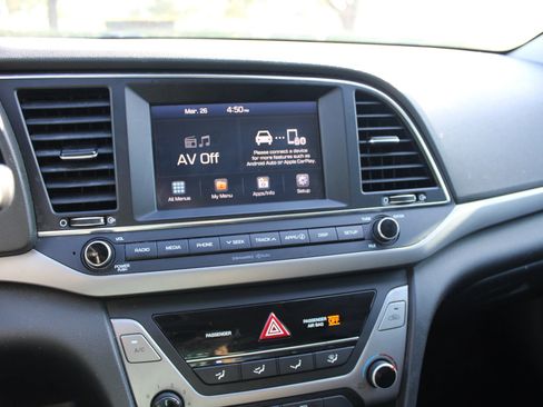 Used 2018 Hyundai Elantra SEL image 23