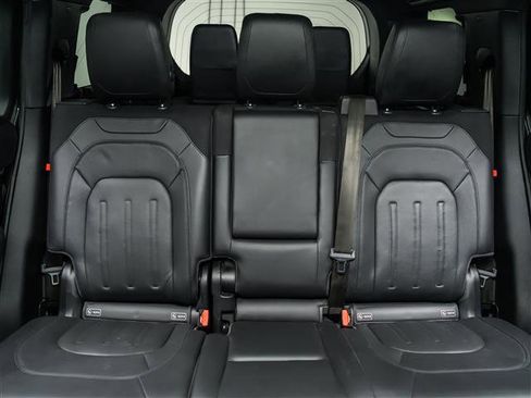 Used 2020 Land Rover Defender 110 X image 15