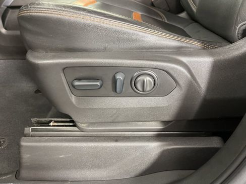 Used 2022 GMC Sierra 1500 AT4 w/ AT4 Preferred Package image 22