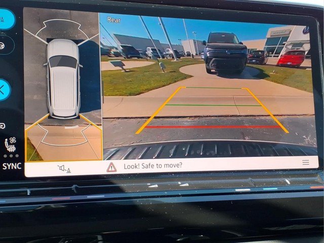 Certified 2025 Volkswagen Atlas SEL Premium R-Line AWD/4WD image 21