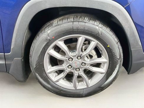 Used 2022 GMC Terrain SLT AWD/4WD image 36