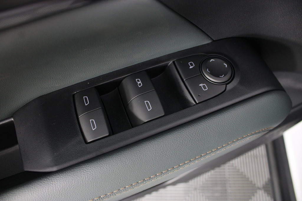 New 2027 GMC Terrain AT4 AWD/4WD image 14