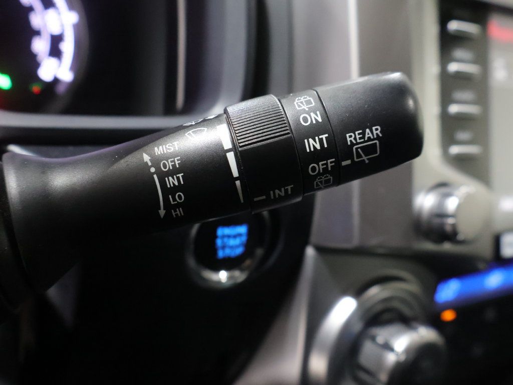 Used 2024 Toyota 4Runner Limited AWD/4WD image 39