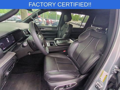 Certified 2022 Jeep Wagoneer Series II AWD/4WD image 16