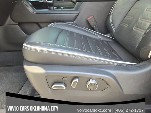 Used 2025 GMC Sierra 1500 AT4X AWD/4WD image 19