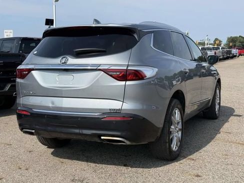 Used 2023 Buick Enclave Essence w/ Experience Buick Package AWD/4WD image 5