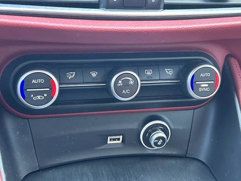 Used 2019 Alfa Romeo Stelvio RWD RWD w/ Nero Edizione image 31