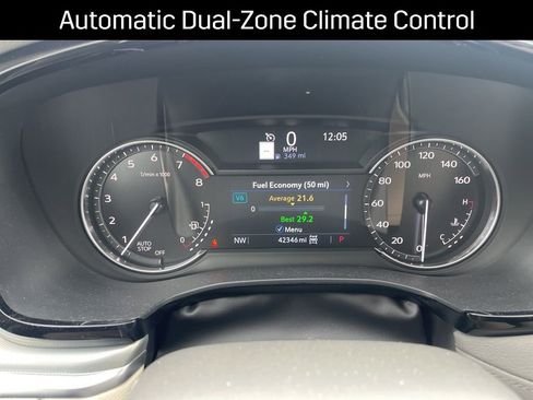 Used 2024 Cadillac XT5 Premium Luxury image 15