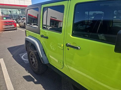 Used 2016 Jeep Wrangler Unlimited Sport w/ Quick Order Package 24S AWD/4WD image 8
