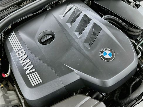 Used 2025 BMW 330i xDrive Sedan w/ M Sport Package AWD/4WD image 32