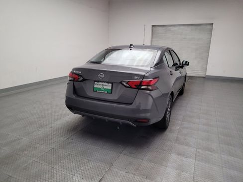 Used 2024 Nissan Versa SV FWD image 7