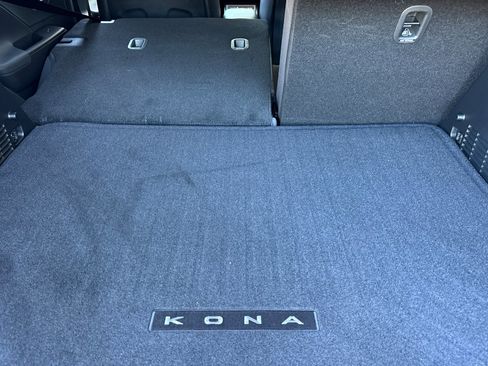 Used 2025 Hyundai Kona Limited image 33