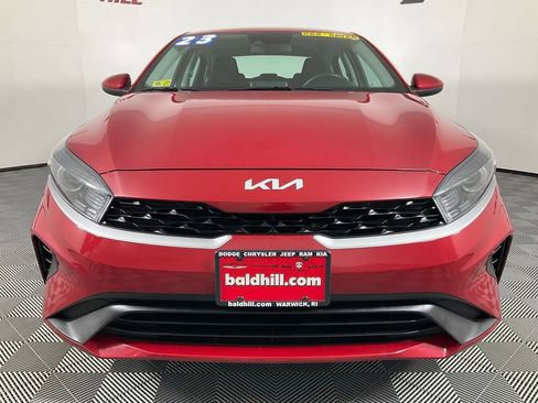 Used 2023 Kia Forte LXS image 2