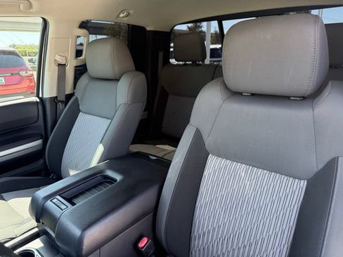 Used 2014 Toyota Tundra SR5 w/ SR5 Upgrade Package RWD image 10
