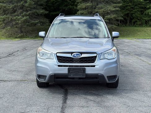 Used 2015 Subaru Forester 2.5i Premium w/ All-Weather Package AWD/4WD image 2