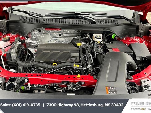 New 2026 Chevrolet Trax LT w/ LT Convenience Package FWD image 9