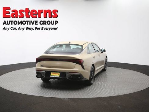 Used 2025 Kia K5 LXS FWD image 42