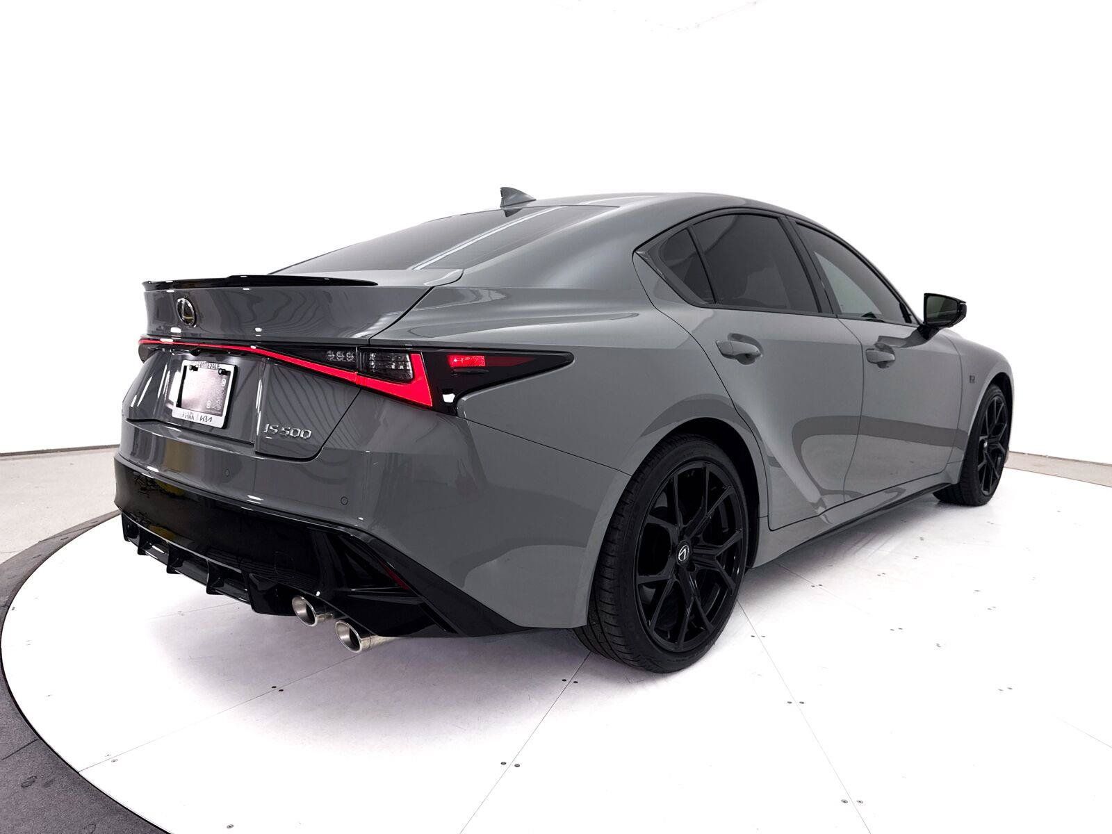 Used 2025 Lexus IS 500 RWD image 18