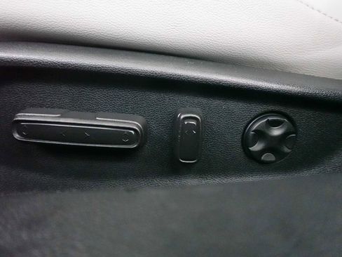 Certified 2019 Honda Accord Touring image 14