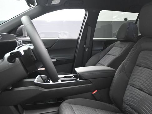 New 2026 Chevrolet Equinox LT AWD/4WD image 19
