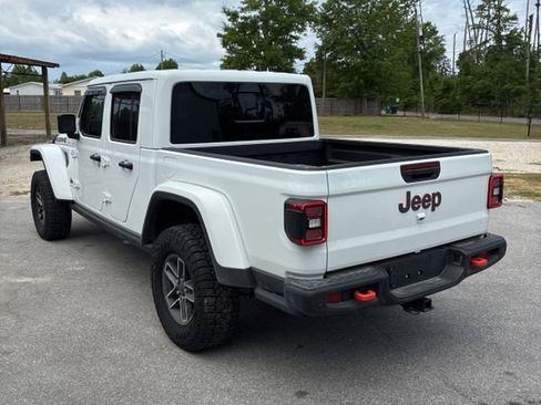 Used 2025 Jeep Gladiator Mojave AWD/4WD image 7