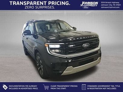 Used 2025 Ford Expedition Platinum w/ Driver's Package