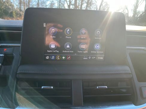 Used 2024 Chevrolet Suburban LS w/ Driver Alert Package image 28