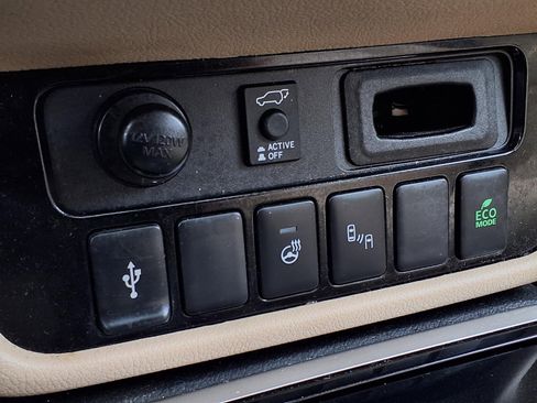 Used 2020 Mitsubishi Outlander SEL image 25