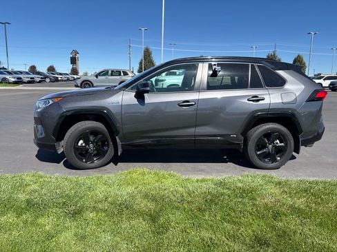 Used 2021 Toyota RAV4 XSE w/ Carpet Mat Package (TMS) AWD/4WD image 7