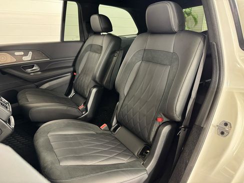 Used 2024 Mercedes-Benz GLS 63 AMG 4MATIC image 39