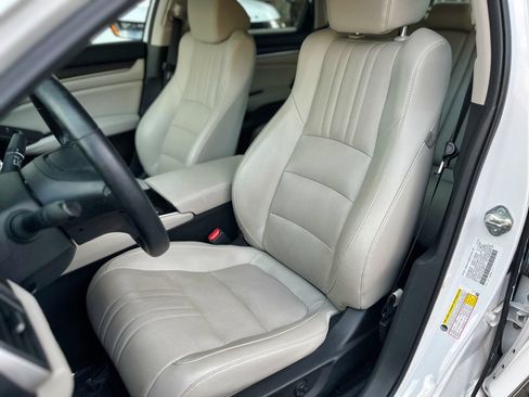Used 2018 Honda Accord EX-L image 45