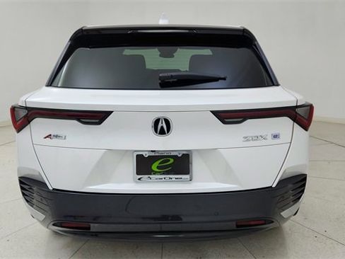 Used 2024 Acura ZDX A-Spec image 5