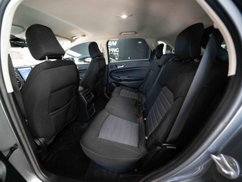 Used 2023 Ford Edge SE w/ Black Appearance Package image 23