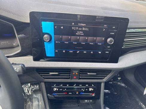 New 2026 Volkswagen Jetta SE image 24