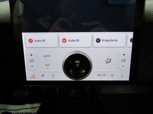 Used 2025 Ford Mustang Mach-E Premium image 17