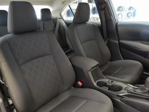 Used 2024 Toyota Corolla LE image 6