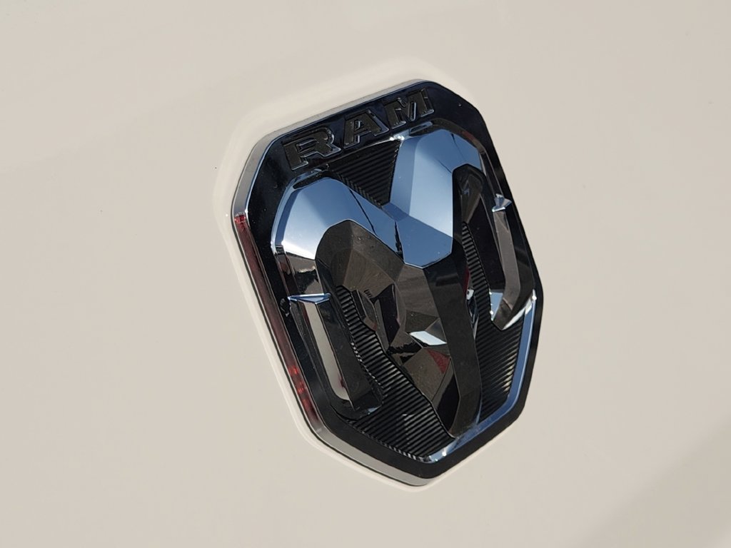 New 2026 RAM ProMaster 2500 w/ Safety Group FWD image 9
