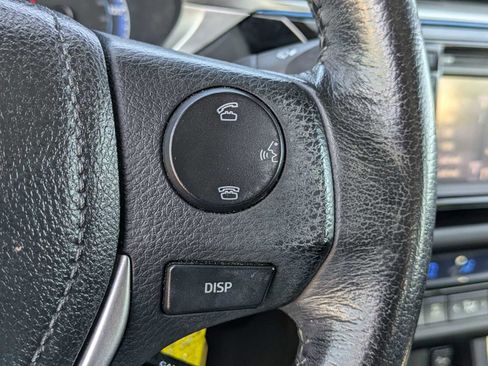 Used 2015 Toyota Corolla S image 22