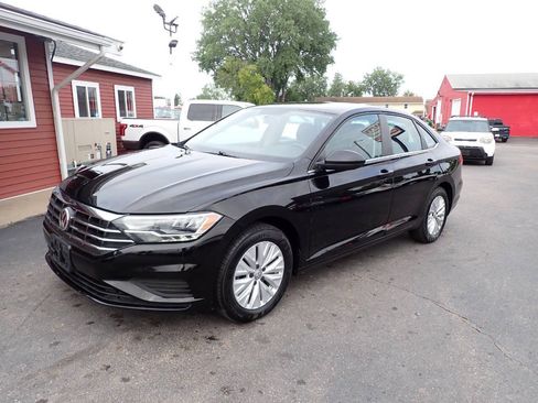 Used 2019 Volkswagen Jetta S w/ Driver Assistance Package FWD image 3