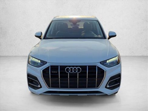 Used 2023 Audi Q5 2.0T Premium Plus w/ Premium Plus Package AWD/4WD image 2