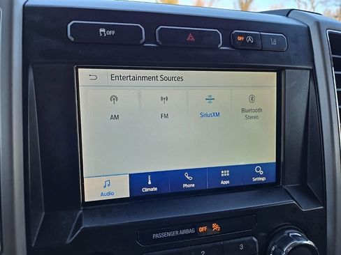 Used 2020 Ford F150 Lariat image 36